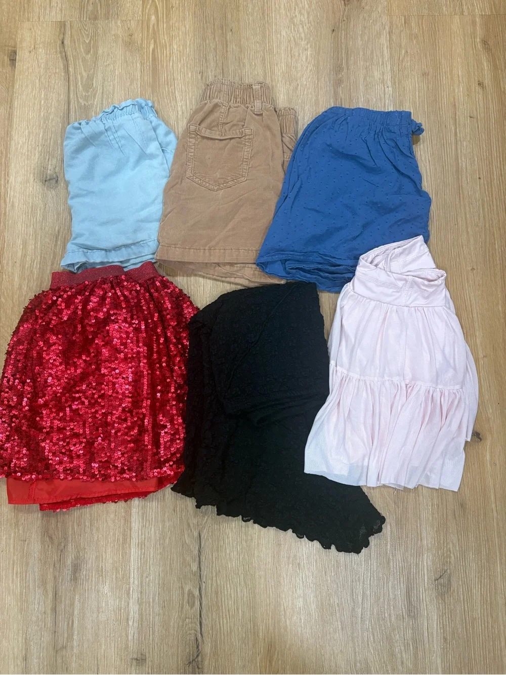 Bundle of girl skirts/shorts. Size 10. Back to school. Lot of 6.